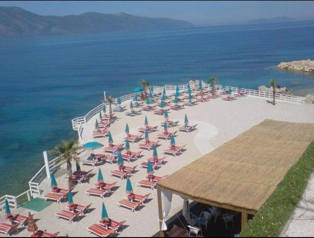 Hotel Roi Радиме Екстер'єр фото